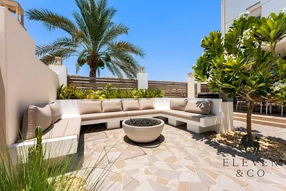 Upgraded | Corner Villa | Fully Landscaped