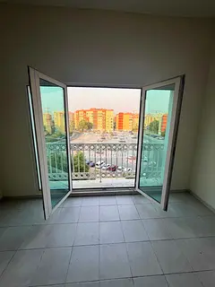 1BR | Four Door |Balcony | Courtyard View | Discovery Garden