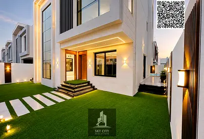 Modern 3-story villa with a pool, no registration fees