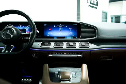 2025 Mercedes-BENZ GLS — миниатюра 7