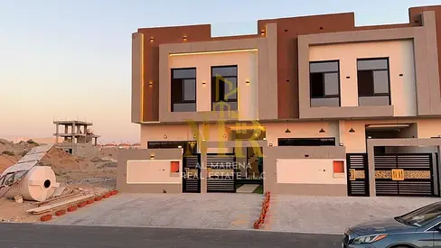 شامل رسوم التسجيل والتملك ، بدون رسوم خدمات سنوية ، تملك حر لجميع الجنسيات