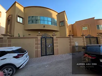 للإيجار السنوي بمنطقة الروضه1 فيلا خمس غرف نوم ماستر  ومجلس  وصاله واستور