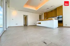 Ready to Move In | Sea View | Low Floor — 2