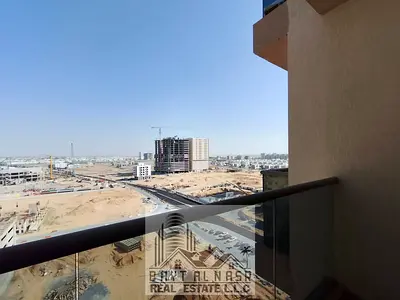 Available 1 Bedroom For Sale In Paradise Lake Tower 310,000 with Parking