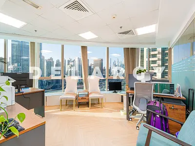 Furnished office | High Floor | DMCC Required
