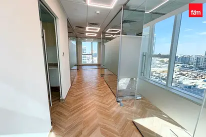 Next Metro | Fitted | Renovated | Can Be Furnished