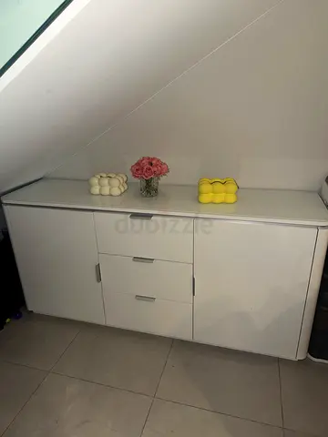 Buffet cabinet, storage cabinet