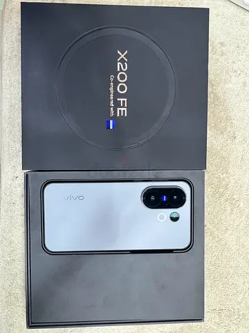 Vivo X200 FE