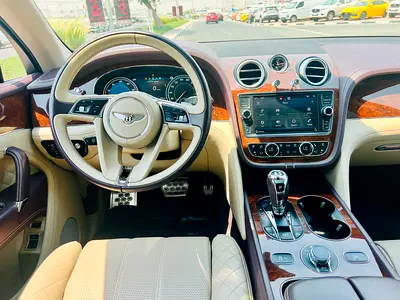 صورة مصغرة 13 لـ 2018 Bentley BENTAYGA