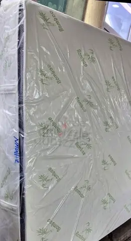 New King size 180x200 spring Top memory foam matress Available 28 cm thikniss
