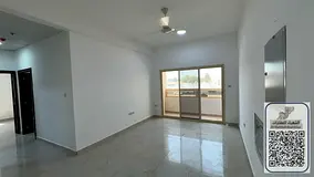 Two bedrooms, a living room, three bathrooms, new air conditioning, direct access to Dubai and Sharj
