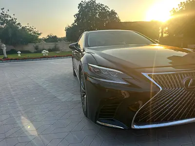 صورة مصغرة 5 لـ 2018 Lexus LS-SERIES