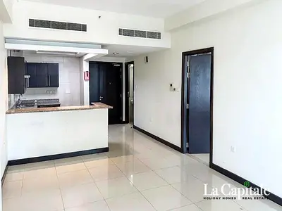 RENOVATED UNIT | NEAR METRO STATION | VACANT