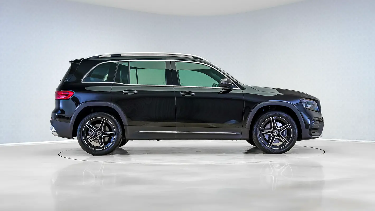 Mercedes-Benz GLB-Class 2025