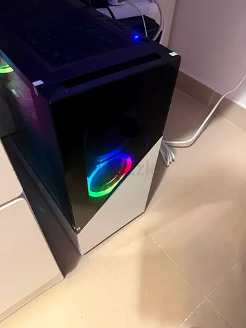 Gaming pc suddenly black screen while playing