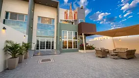 Luxury 5BR Villa with Maidroom For Rent in Al Tai