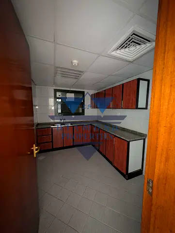 ABU SHAGARA 1BHK//CHILLER FREE//CLOSE HALL NEAR BY KING FASAIL ROAD BIG APARTMENT RENT ONLY 33K