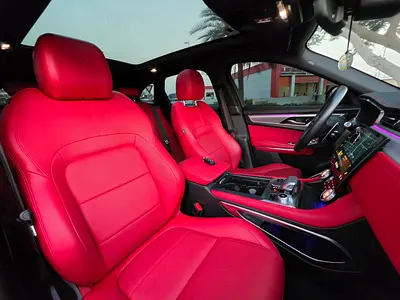 صورة مصغرة 13 لـ 2022 Jaguar F-PACE