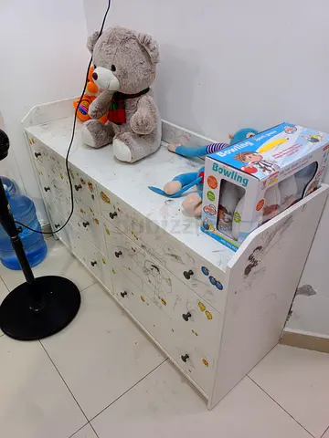 White Table with 06 Drawers with big space