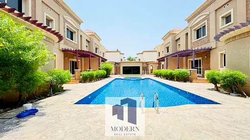 Spacious 5BR Compound Villa | Shared Pool | Prime Jumeirah 2