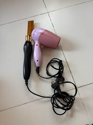 Hawareen MD-662 1200W hair dryer and  hair straightener