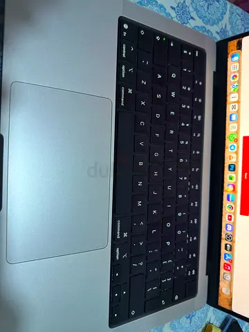 MACBOOK PRO M5