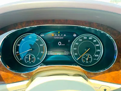 صورة مصغرة 10 لـ 2018 Bentley BENTAYGA