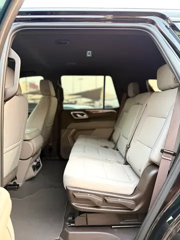 2021 GMC YUKON — фото 10