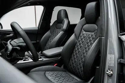 2025 AUDI SQ7 照片 11