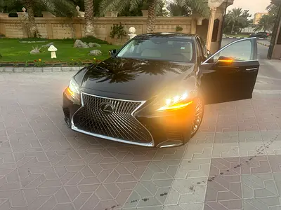 صورة مصغرة 3 لـ 2018 Lexus LS-SERIES