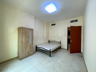 FAMILY ROOM AVAILABLE FOR RENT (FOR COUPLES)
