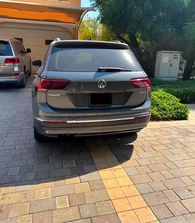 2020 Volkswagen Tiguan SEL GCC Specs - Excellent Condition