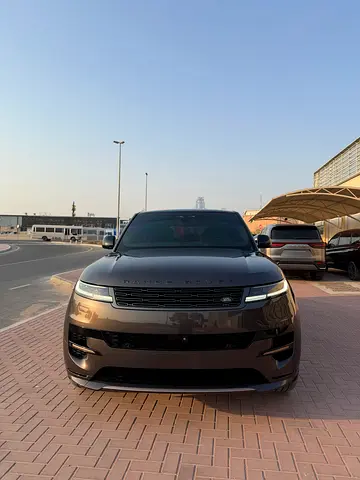 Range Rover Sport P400 Dynamic HSE | GCC Specs 2024