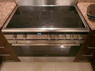 Siemens full electric ceramic cooker 90x60cm