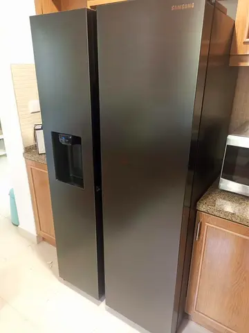 Samsung Side-by-Side Refrigerator in Dark Steel - Good Condition