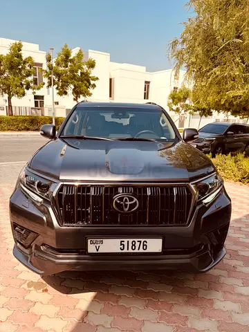 Toyota Prado Adventure 2022 GCC Specs - single lady drive