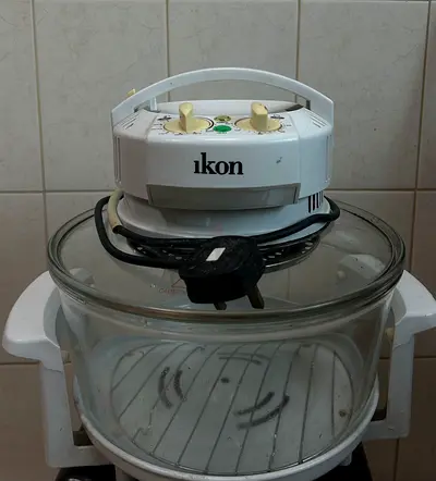 ikon Convection Oven 12LITRE Cooks healthy without oil