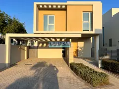 Corner 3-Bedroom Freehold Villa | Spacious Family Living
