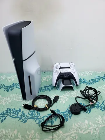 Sony PlayStation 5 Slim Disc Version 1TB (Model CFI-2116) – Mint Condition (Like New)