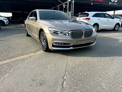 Pristine BMW 750Li Exclusive 2018 | GCC Specs | Full Service History