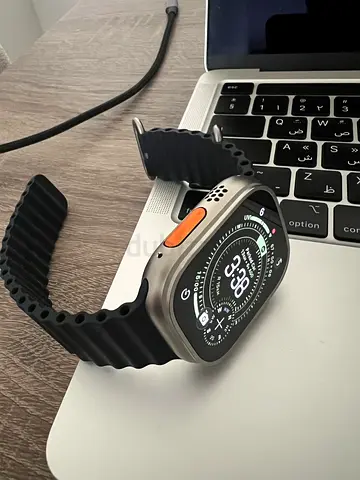 Apple Watch Ultra 1 style with 100% buttery and blue band - very good condition - no scratches