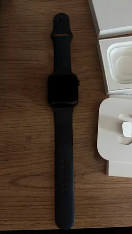 Apple Watch SE (2023) GPS 44mm Midnight Aluminium Case With Midnight Sport Band