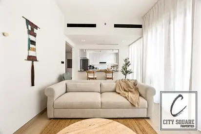 Upgraded & furnished I Elegant style I Vacant