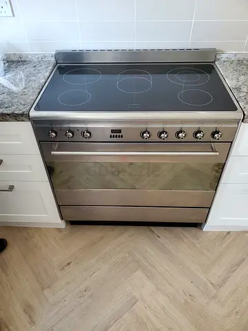 Smeg Stainless Steel Electric stove Good Working Condition