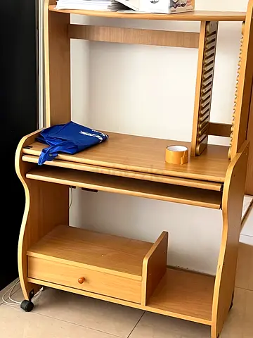 Light wood computer desk with shelves and drawers - good condition