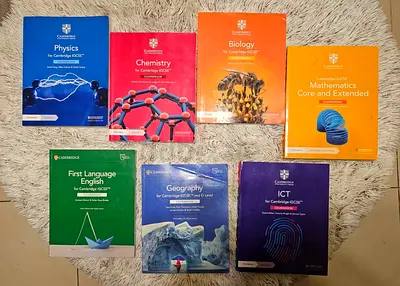 Cambridge IGCSE Textbook Set (Physics, Chemistry, Biology, Math, ICT, Geography, English)