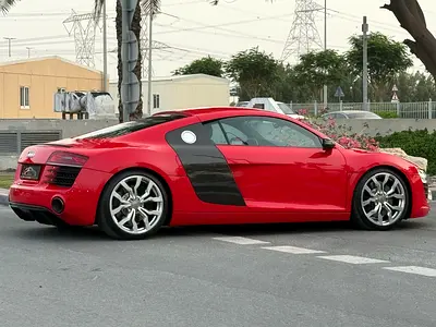 صورة 5 لـ 2015 AUDI R8