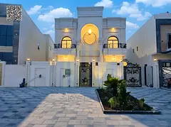 Luxury villa - registration fees included - prime location