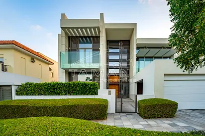 Internal 5BR Contemporary Vacant By Aug 2026