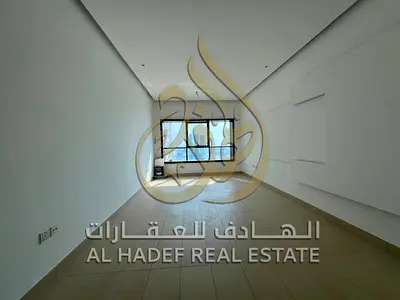 🌊 غرفة وصالة بإطلالة بحرية مباشرة | تكييف وجيم ومسبح مجانًا ✨